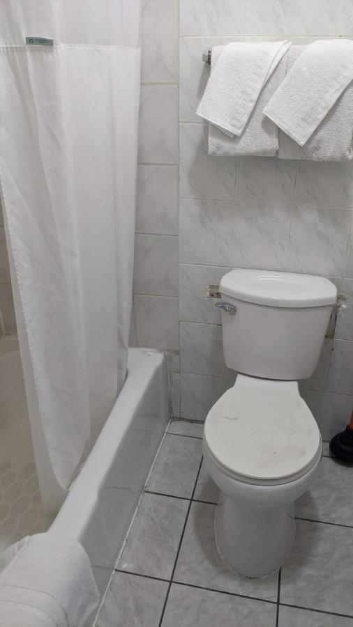 'לונג ביץ Eagle Inn Motel מראה חיצוני תמונה