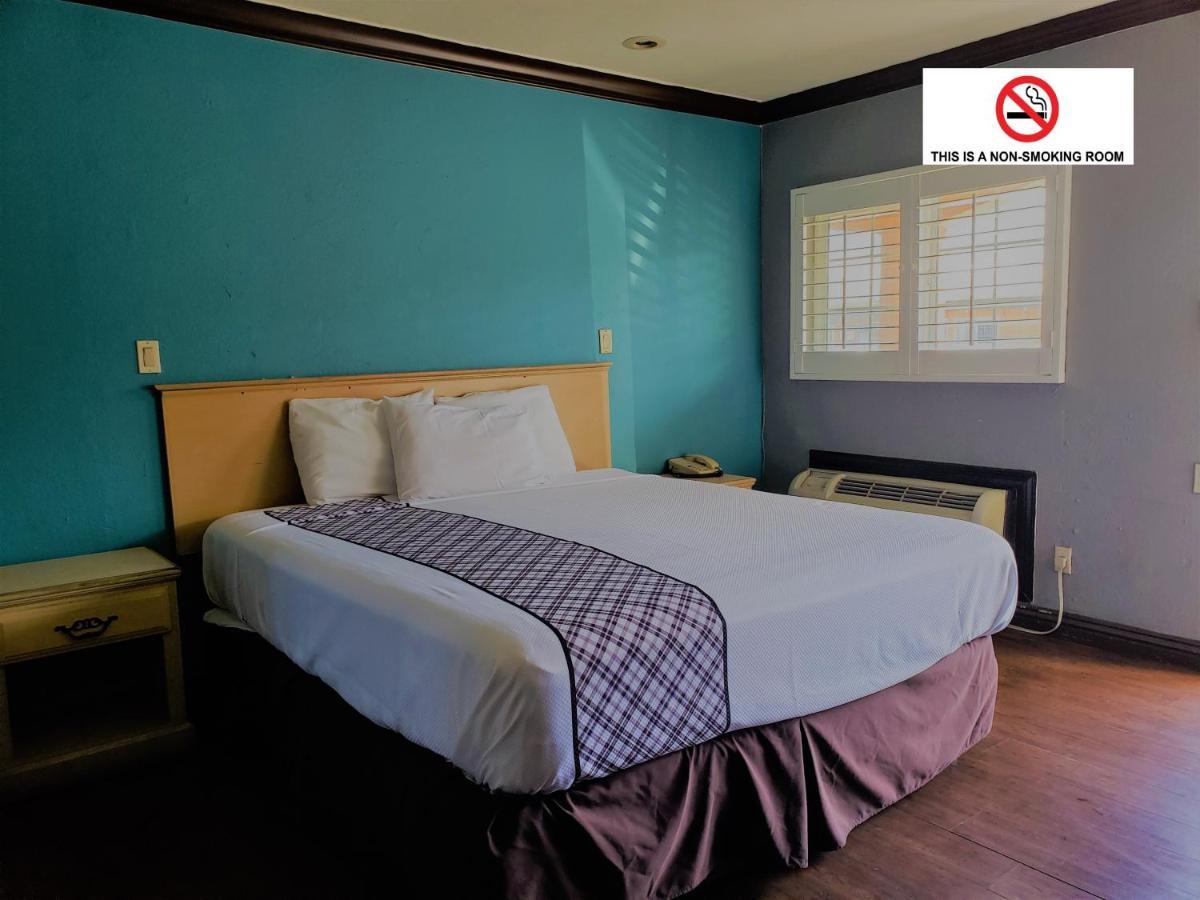 'לונג ביץ Eagle Inn Motel מראה חיצוני תמונה