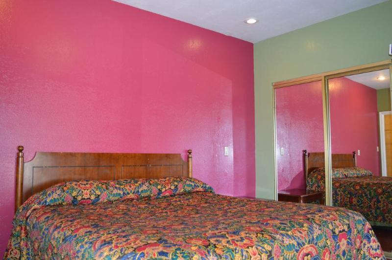 'לונג ביץ Eagle Inn Motel מראה חיצוני תמונה